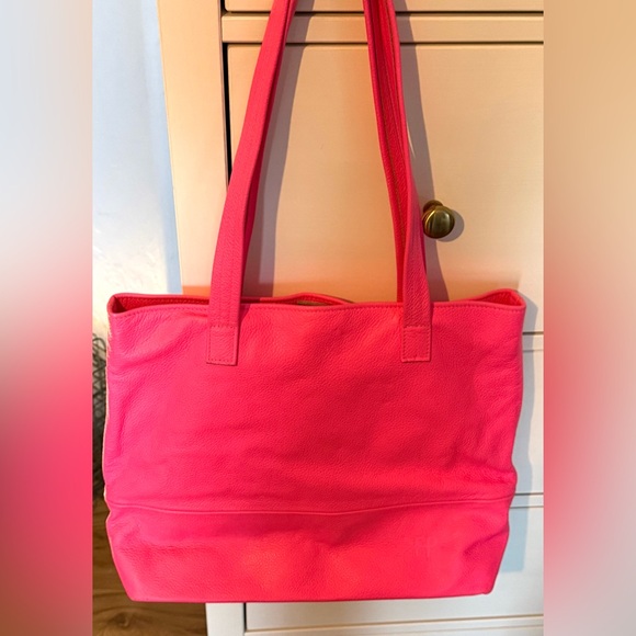 Freshly Picked Handbags - EUC: Freshly Picked, Vibrant Pink leather tote bag - no longer made